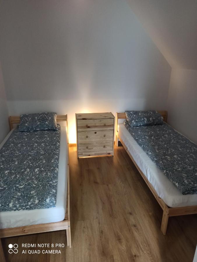 Apartameny Wiktoria I Nikola W Karwiku Pisz Exteriér fotografie