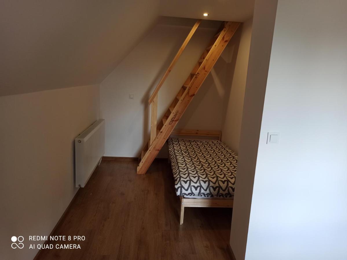 Apartameny Wiktoria I Nikola W Karwiku Pisz Exteriér fotografie