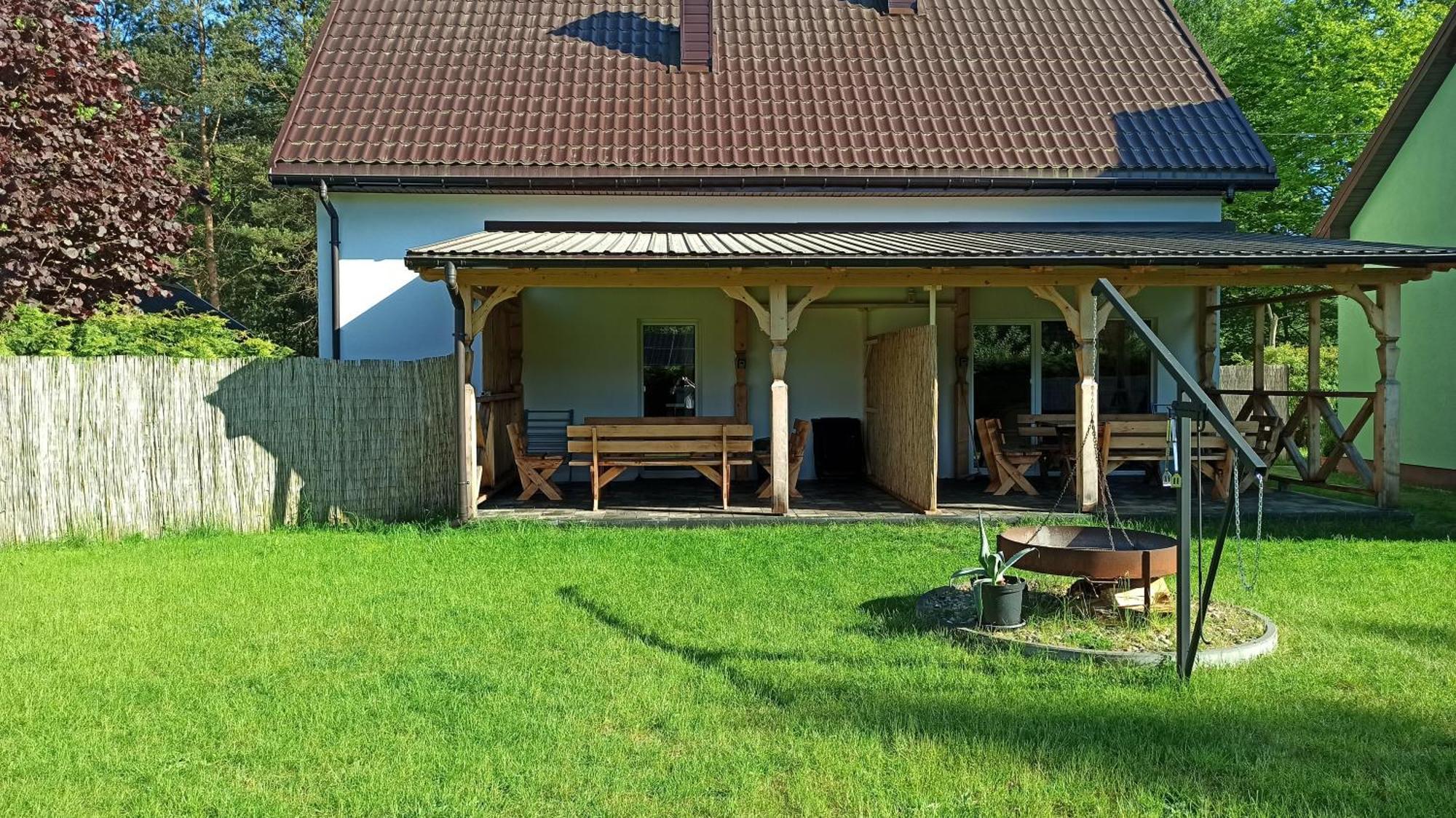 Apartameny Wiktoria I Nikola W Karwiku Pisz Exteriér fotografie